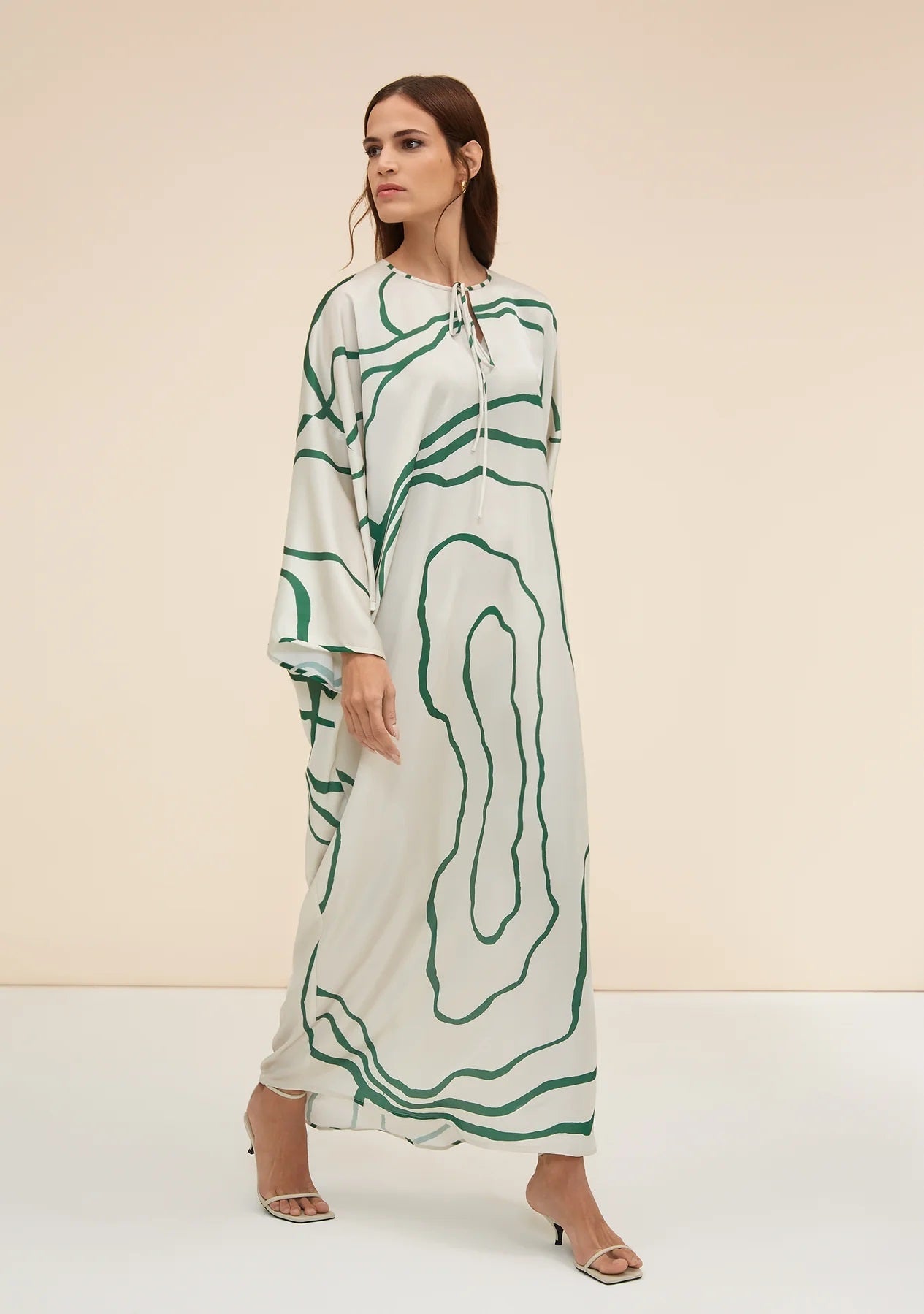 Wavy Wanderlust | Green White Kaftan