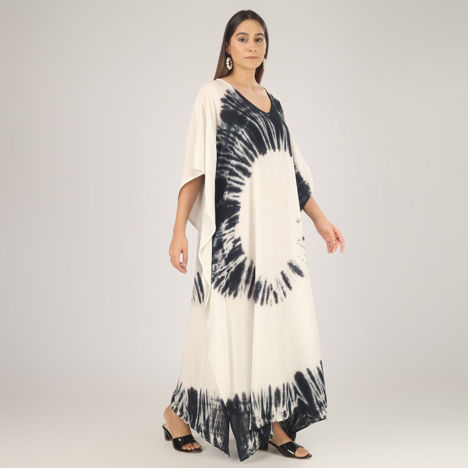 Earthen Threads Beach Summer Shibori Tie Dye Kaftan Kimono White Black